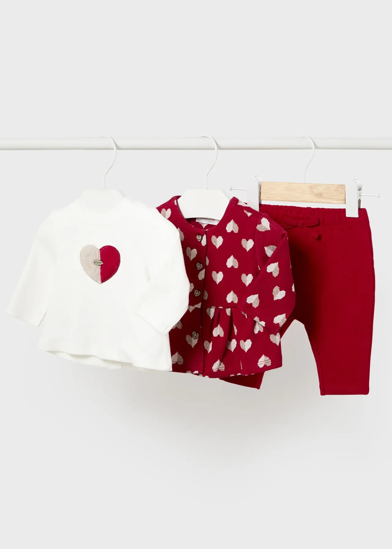 Completo 3 pezzi cuori neonata^Mayoral Store