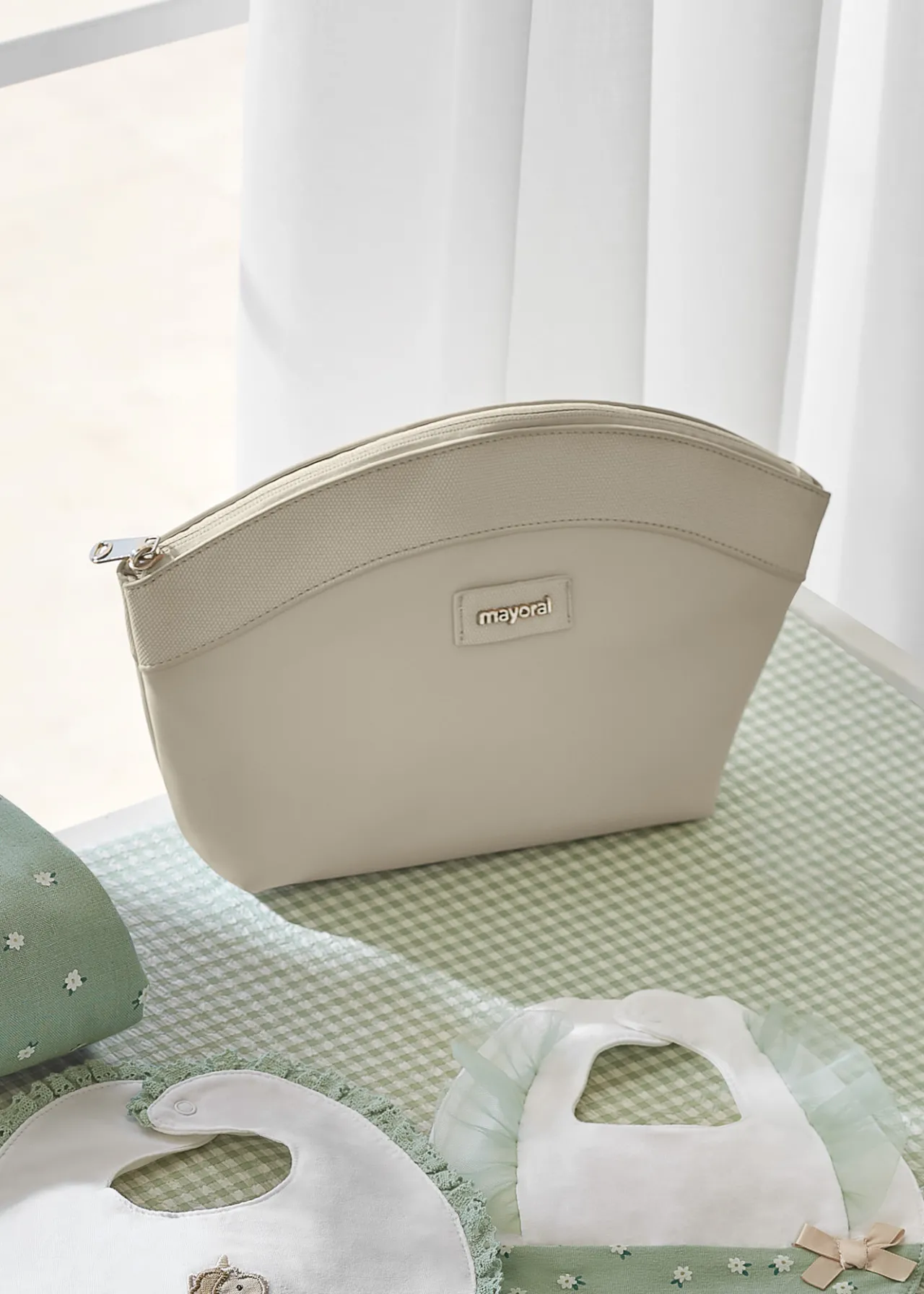 Necessaire bebè^Mayoral Flash Sale