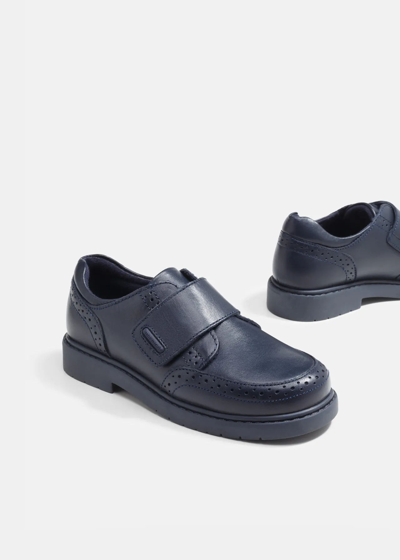 Scarpe per la scuola con velcro^Mayoral Outlet